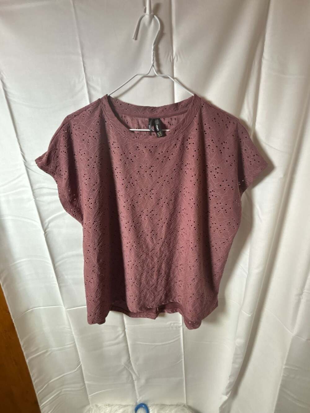 ONLY Women's Rose Pink Broderie Anglaise Short Sleeve Crew Neck Top